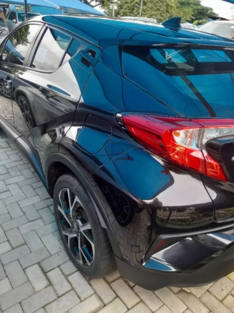 Toyota C-HR   - 2018