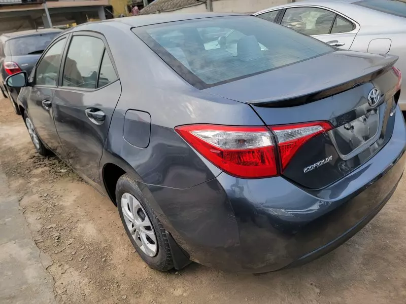 Toyota Corolla   - 2014