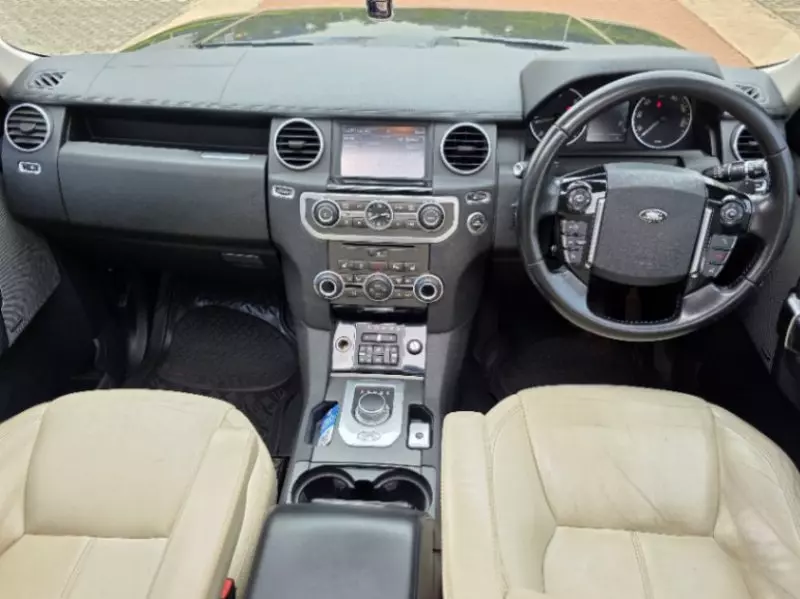 Land Rover Discovery   - 2014