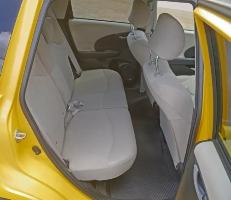 Honda Fit   - 2012