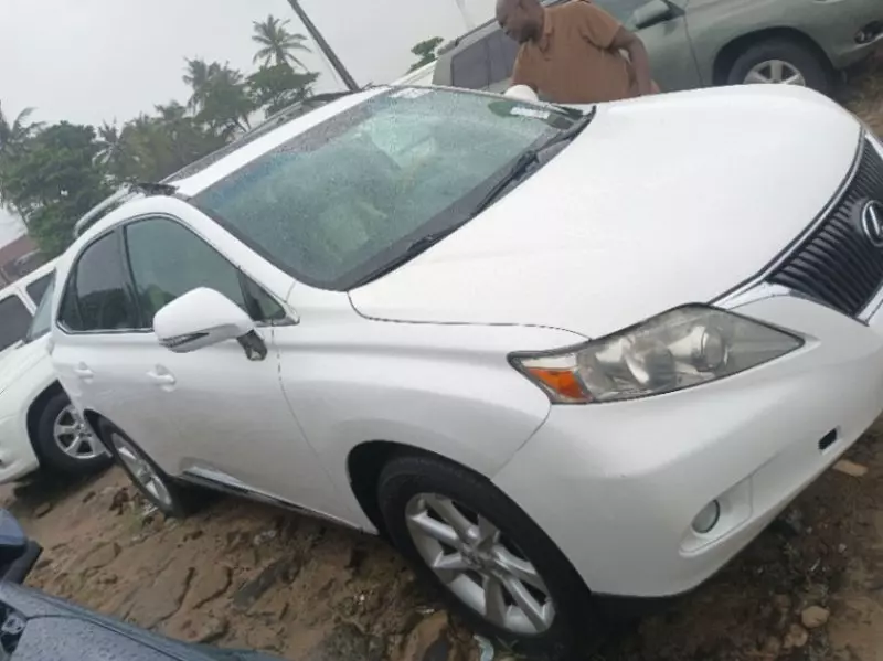 Lexus RX 350   - 2010