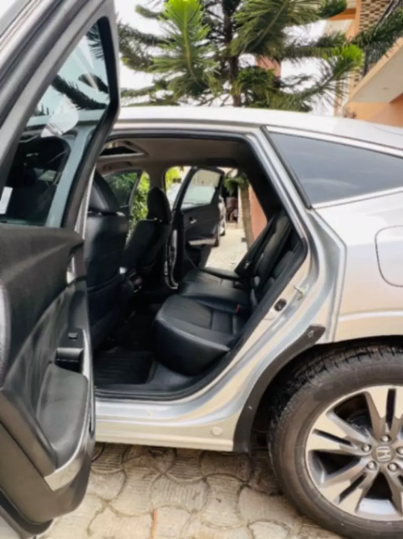 Honda Crosstour - 2014