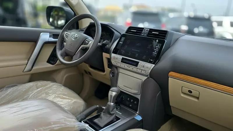 Toyota Prado   - 2023