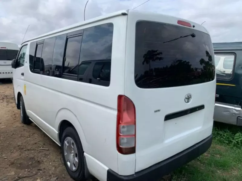 Toyota Hiace   - 2008