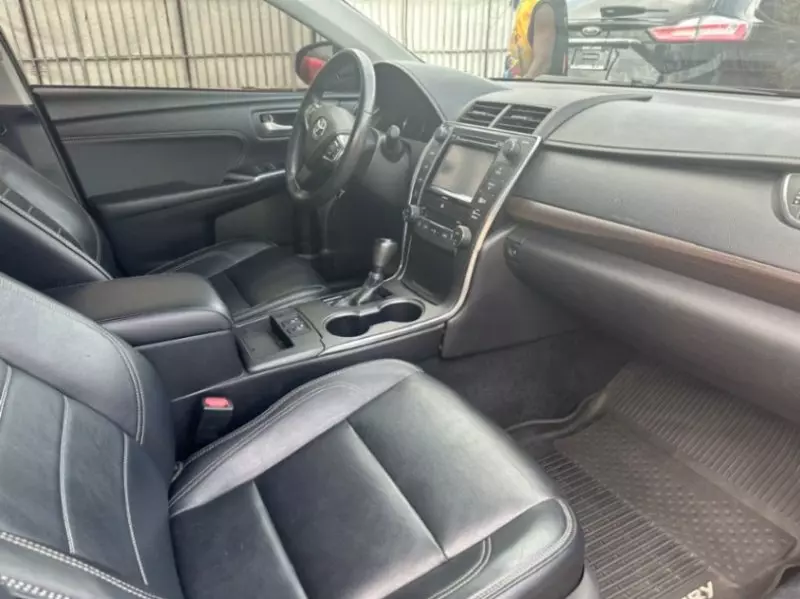 Toyota Camry   - 2017