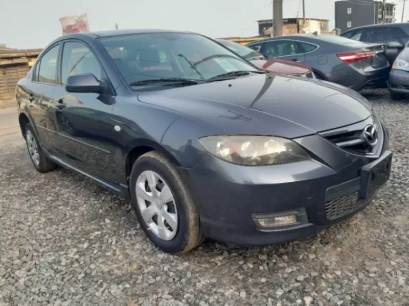 Mazda 3   - 2008