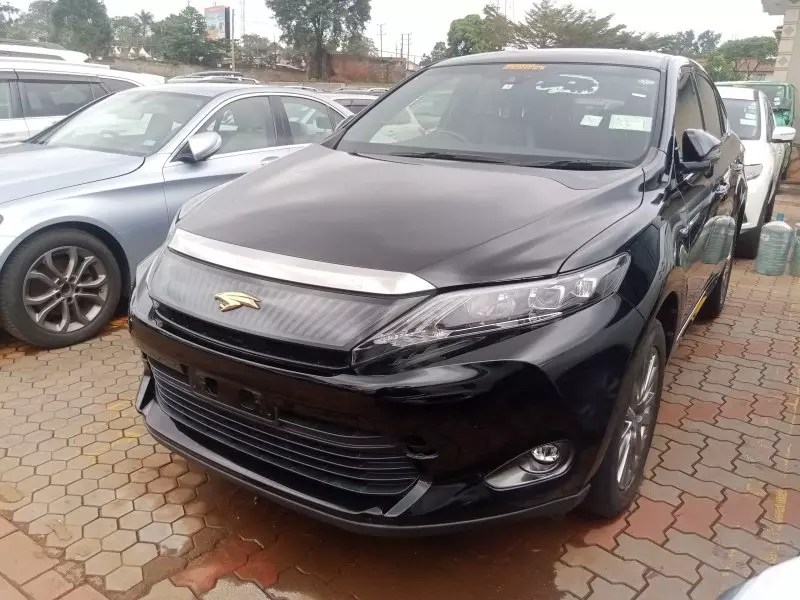 Toyota Harrier   - 2015