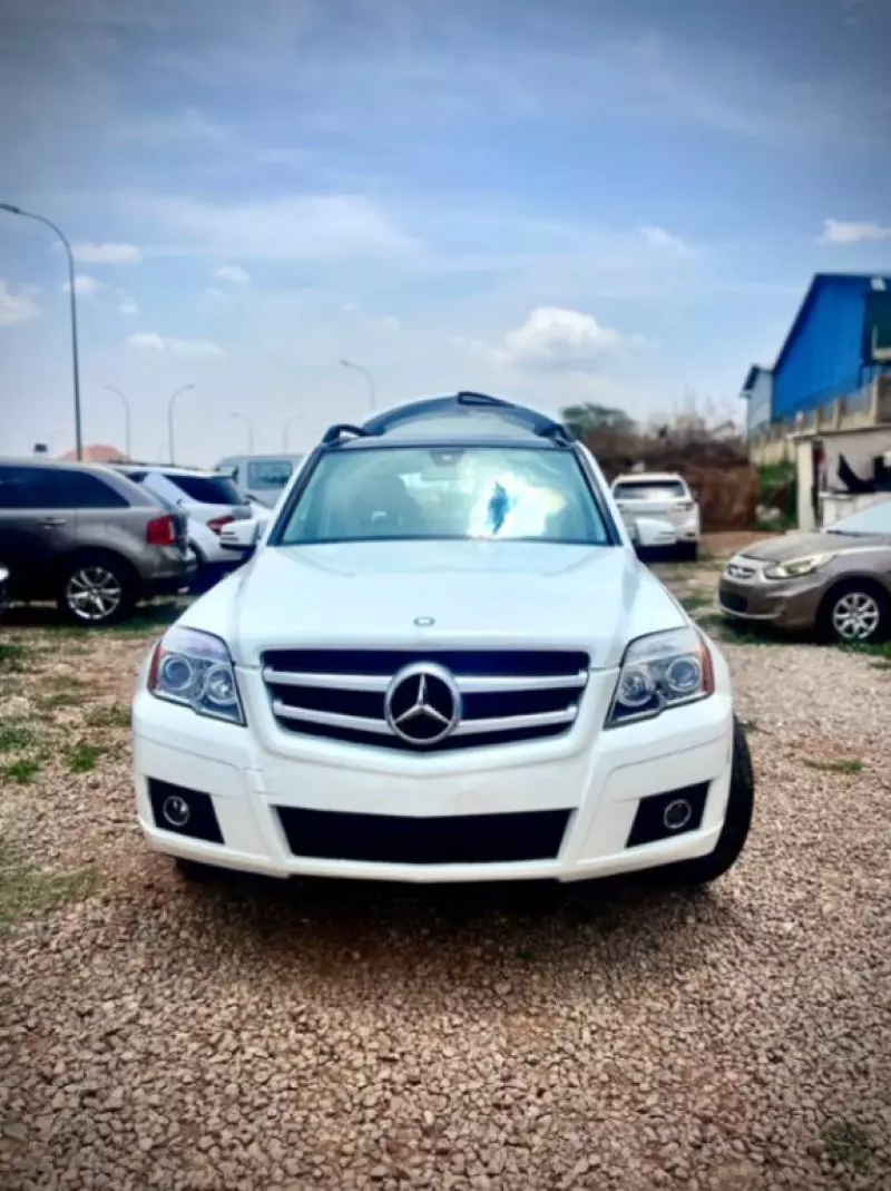 Mercedes-Benz GLK 350   - 2011