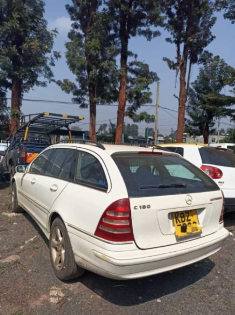 Mercedes-Benz C 180   - 2007