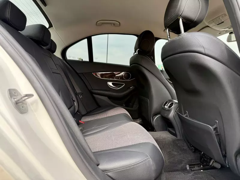 Mercedes-Benz C200   - 2018