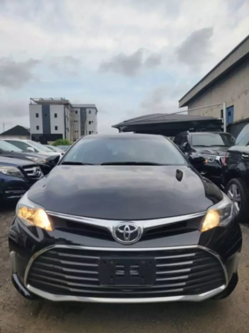 Toyota Avalon - 2016