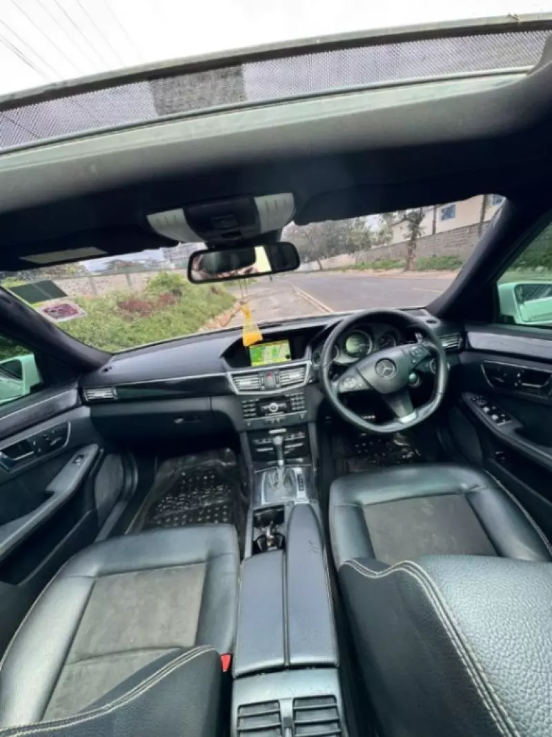 Mercedes-Benz E250   - 2015