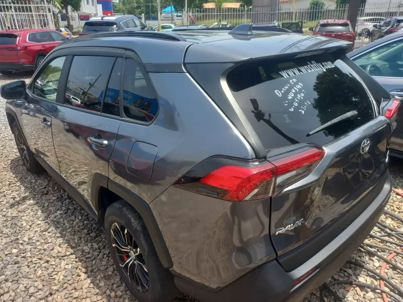 Toyota Rav4   - 2020