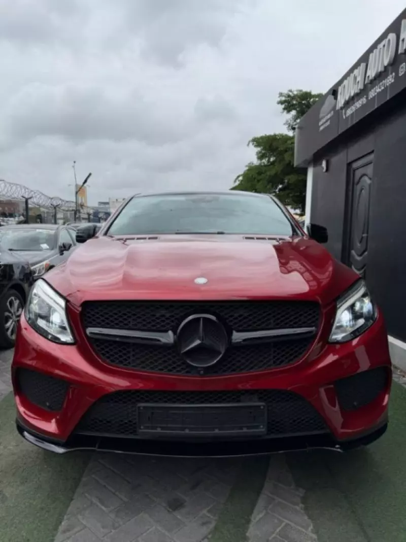 Mercedes-Benz GLE 43 AMG   - 2016