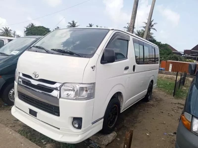 Toyota Hiace   - 2007
