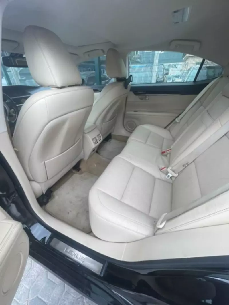 Lexus ES 350   - 2013