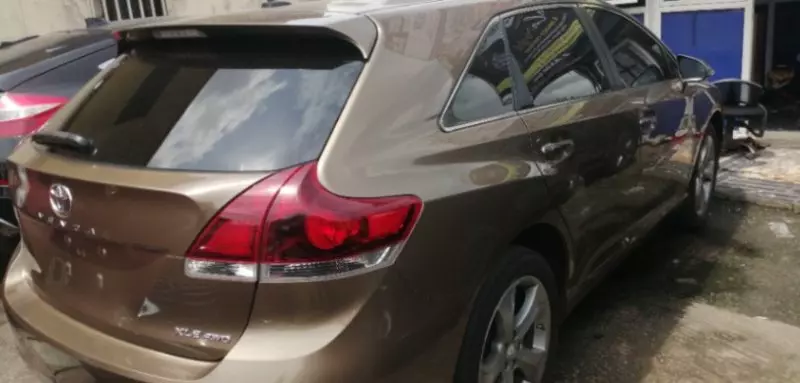 Toyota Venza   - 2013