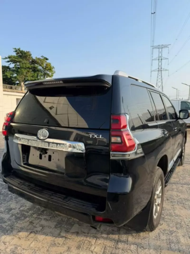 Toyota Prado   - 2014