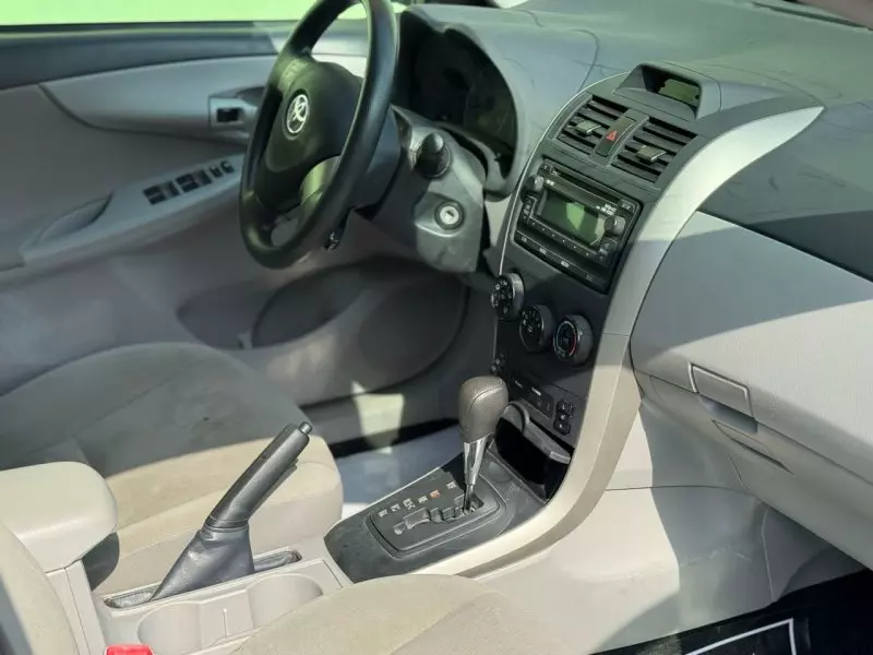 Toyota Corolla   - 2013