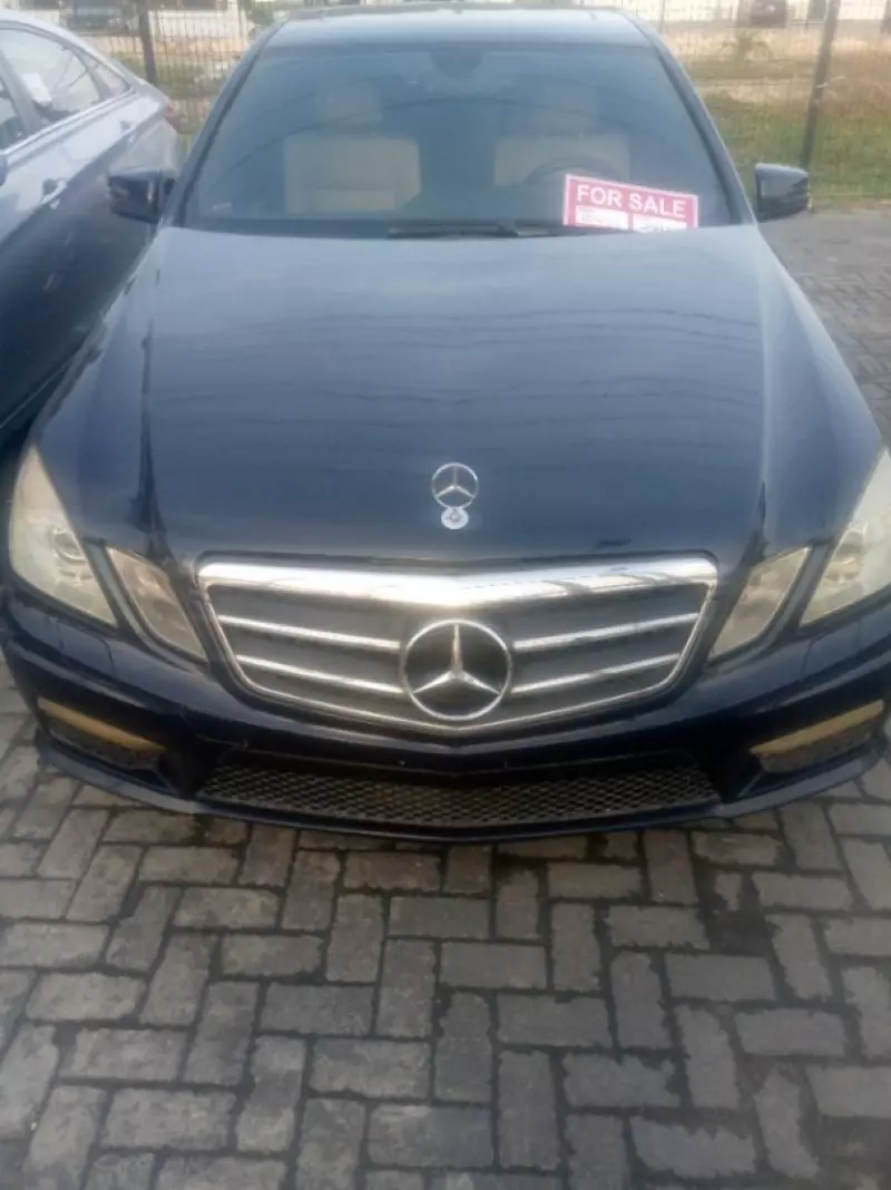 Mercedes-Benz E 350   - 2012