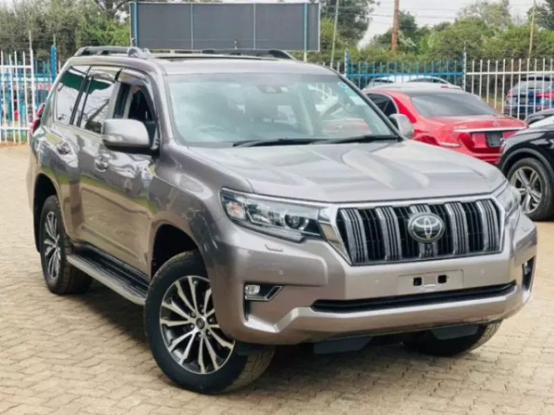 Toyota Landcruiser Prado   - 2019
