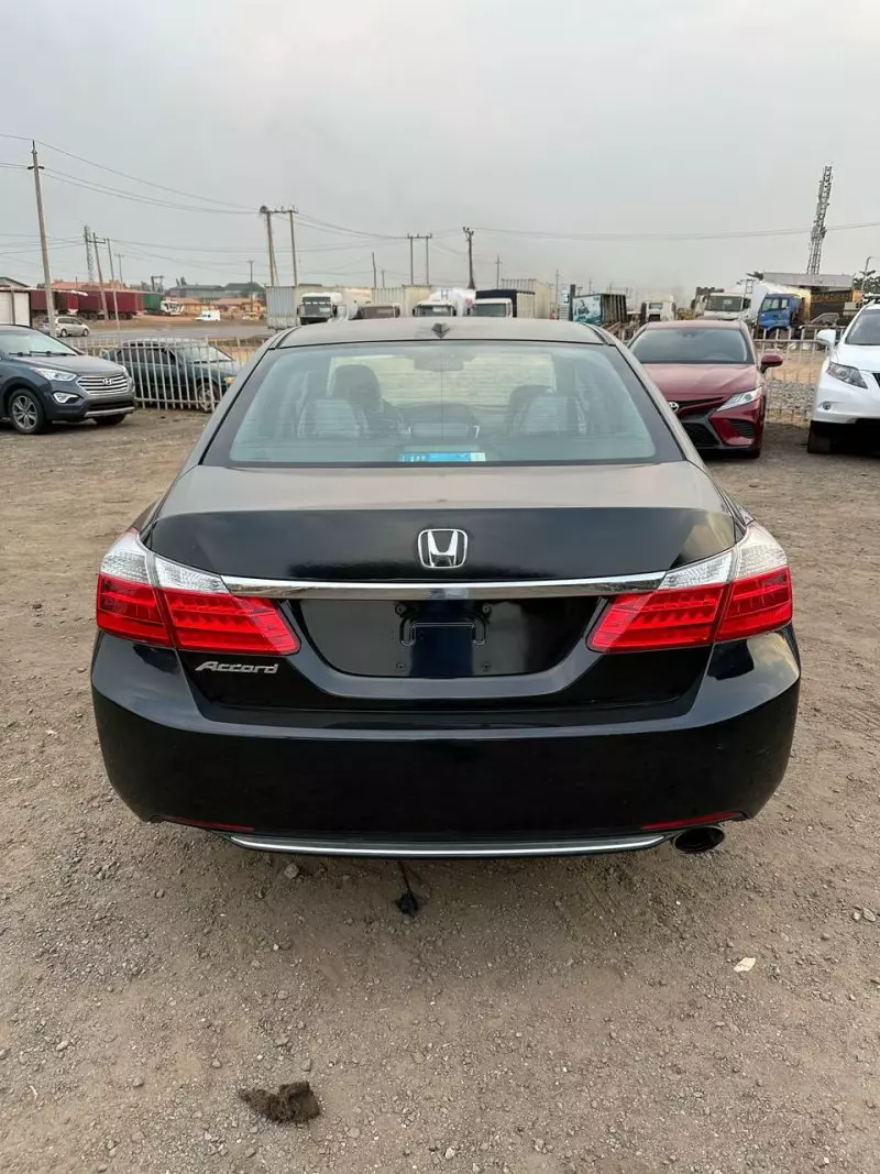 Honda Accord   - 2014