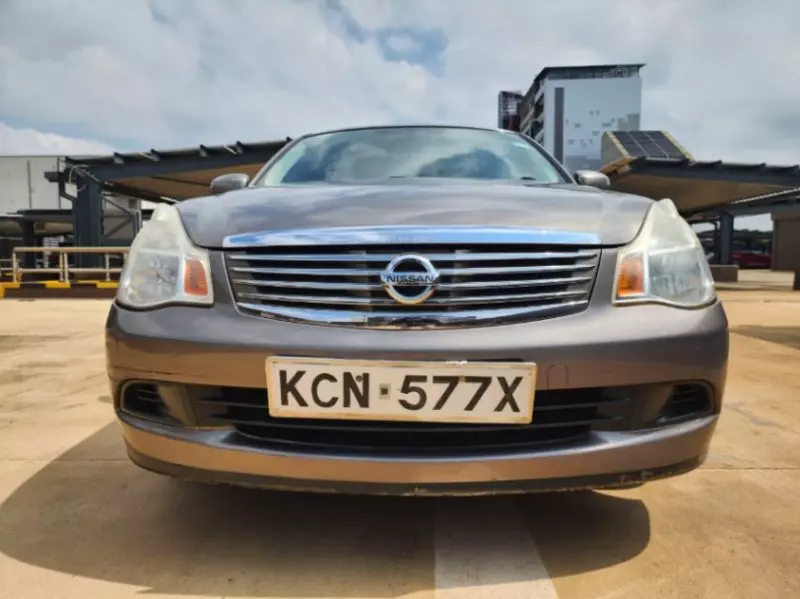 Nissan Bluebird   - 2010