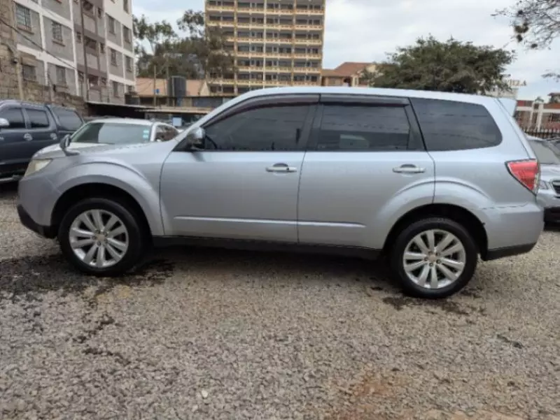 Subaru Forester   - 2012