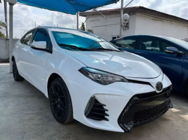 Toyota Corolla   - 2017