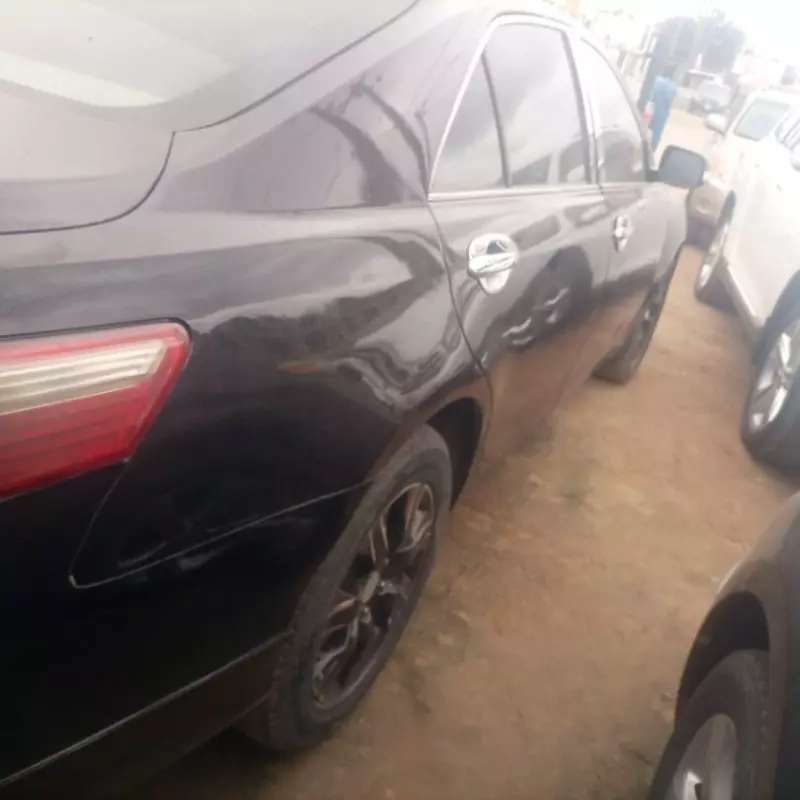Toyota Camry   - 2008