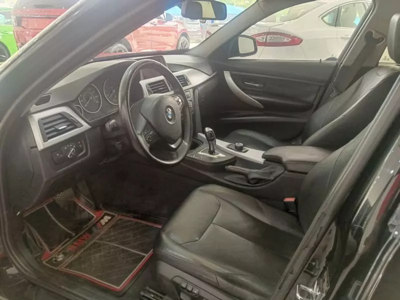 BMW 328   - 2012