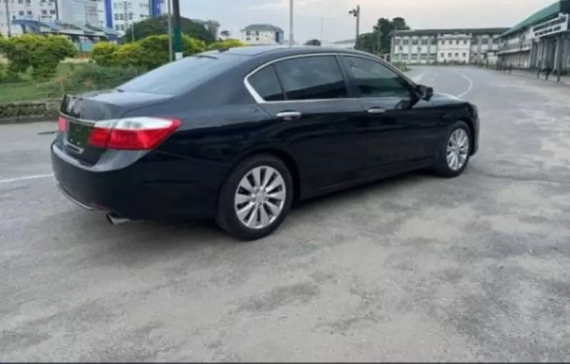 Honda Accord   - 2014