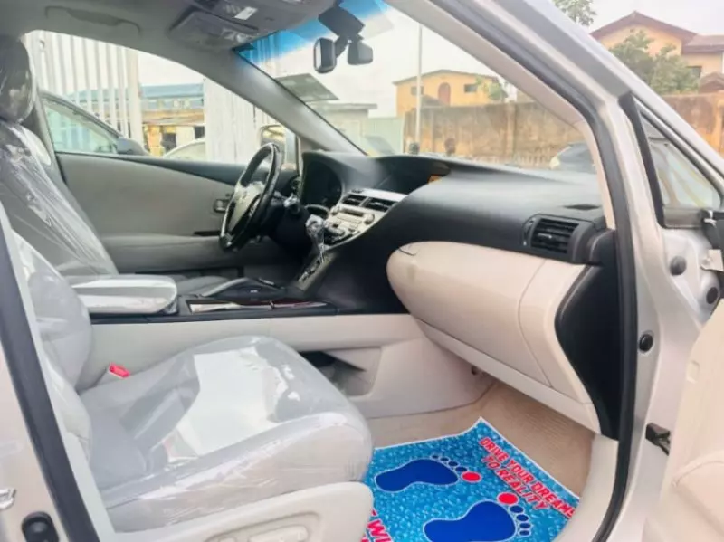 Lexus RX 350   - 2010