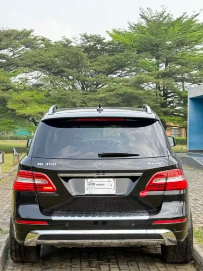 Mercedes-Benz ML-Class - 2012