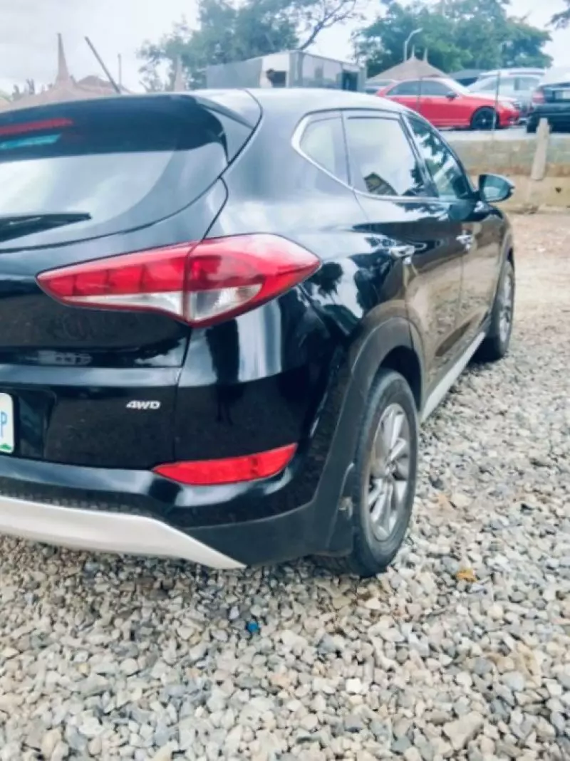 Hyundai Tucson   - 2018