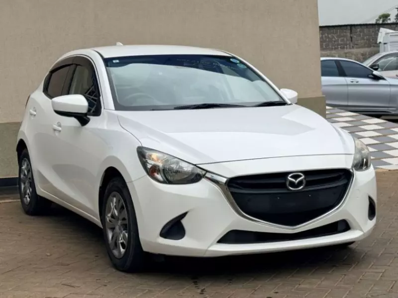 Mazda Demio    - 2019