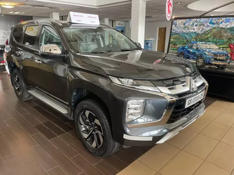 Mitsubishi Pajero Sport   - 2025