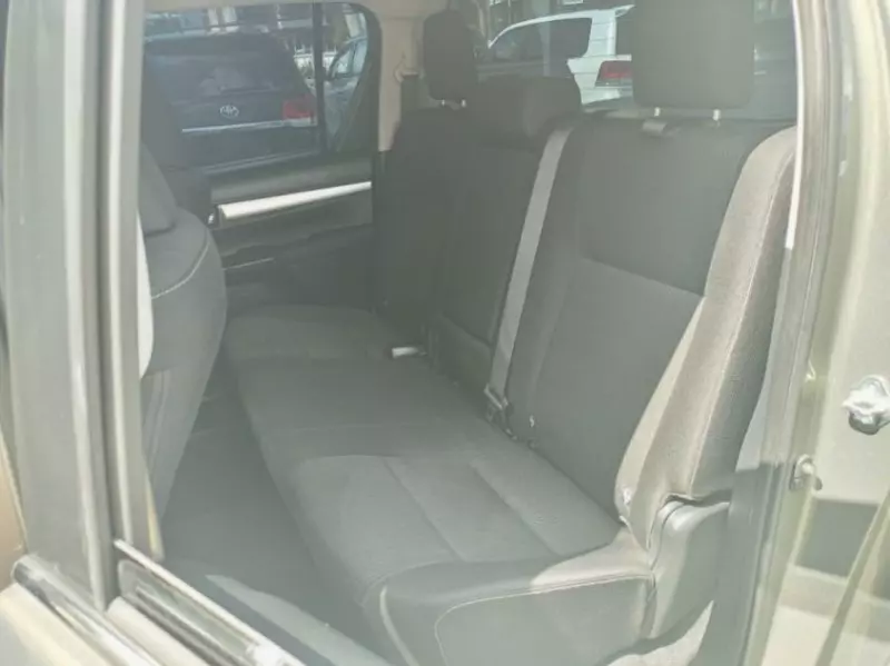 Toyota Hilux   - 2020