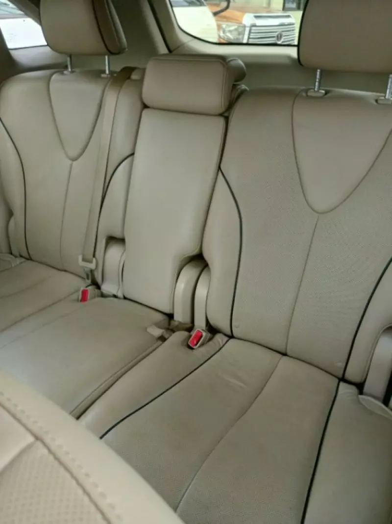 Toyota Venza   - 2015
