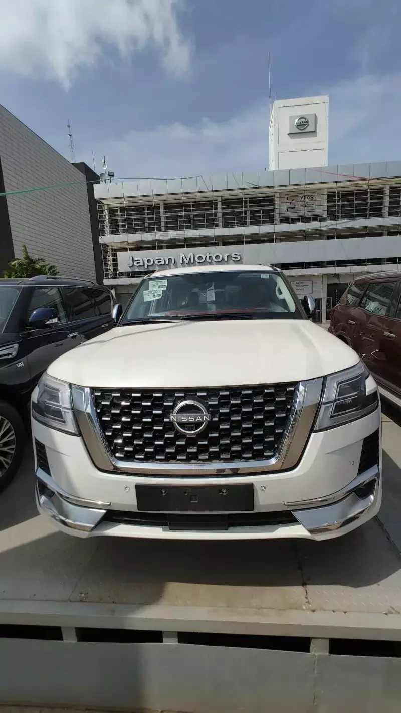 Nissan Patrol   - 2025
