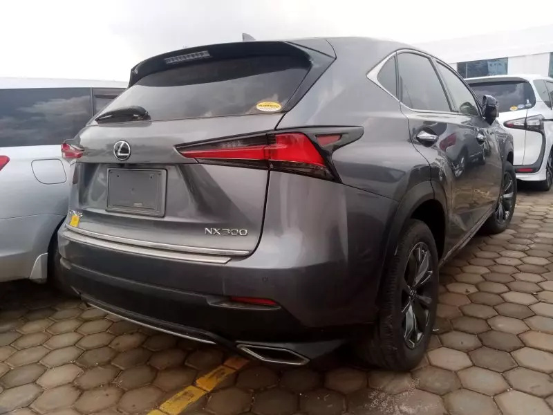 Lexus NX 200   - 2018