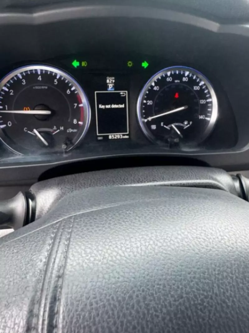 Toyota Highlander   - 2014