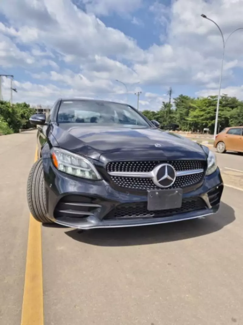 Mercedes-Benz C 300 - 2021