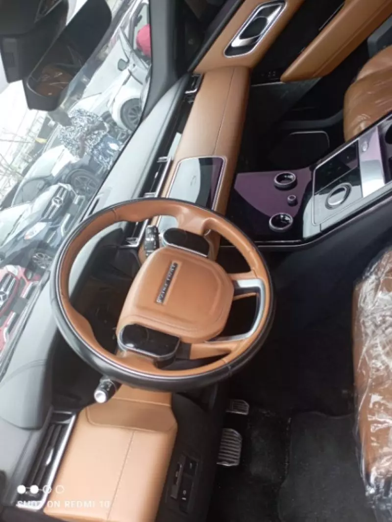 Land Rover Range Rover Velar   - 2018