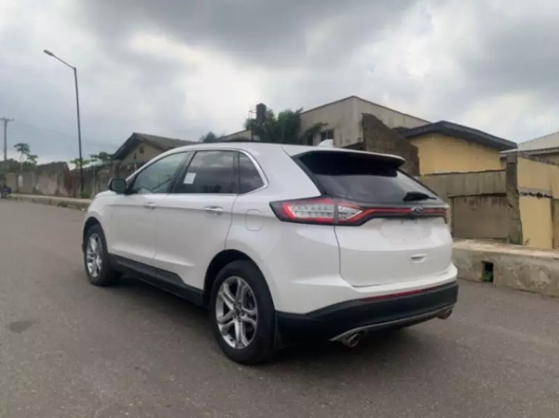 Ford Edge   - 2017