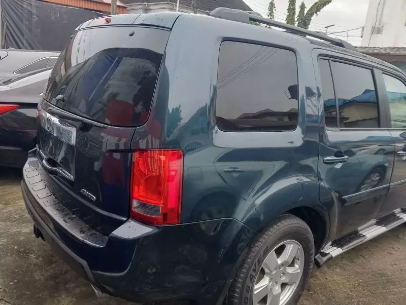 Honda Pilot   - 2011