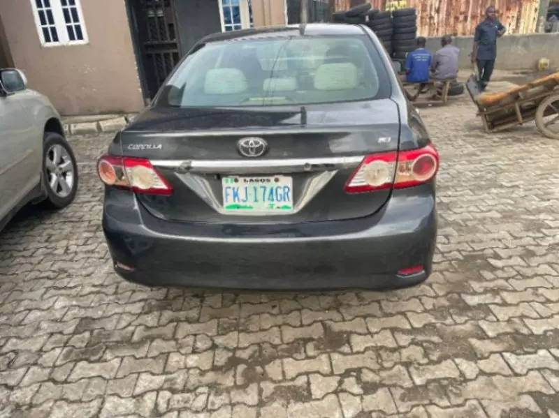 Toyota Corolla   - 2013