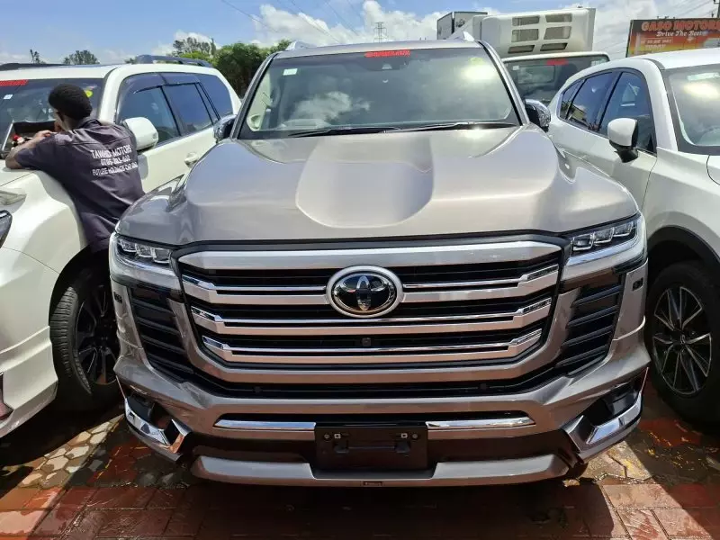 Toyota Landcruiser ZX - 2023