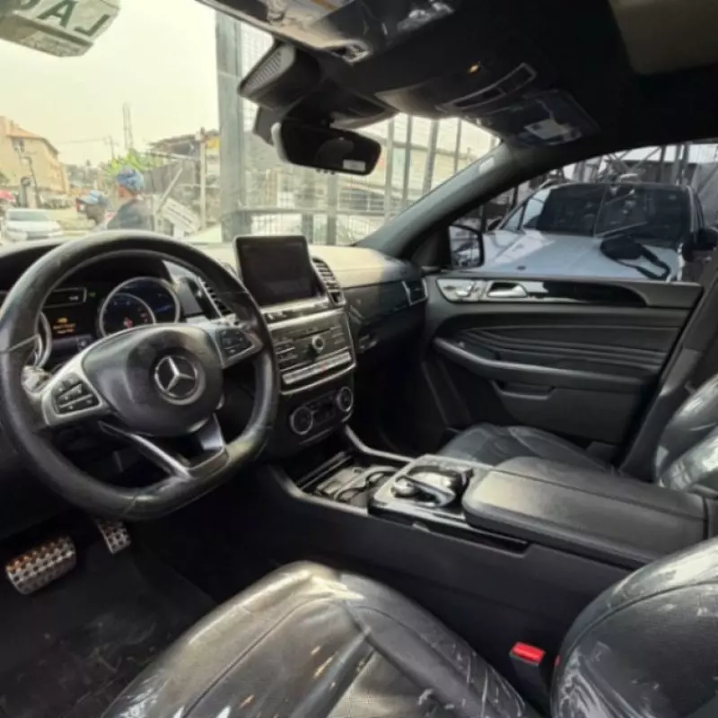 Mercedes-Benz GLE 43 AMG   - 2017