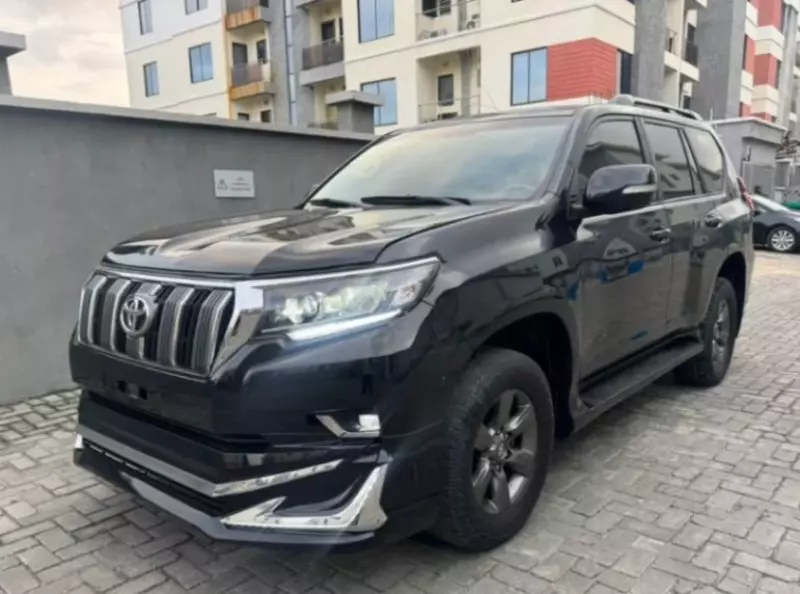 Toyota Landcruiser Prado   - 2017